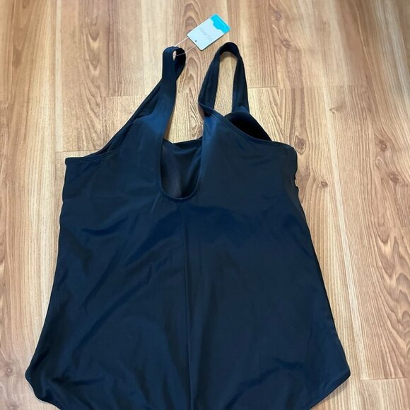 Delimira Woman's Plus-Size Black Modest Summer One-Piece Swimsuit Sz 26 - Picture 3 of 12